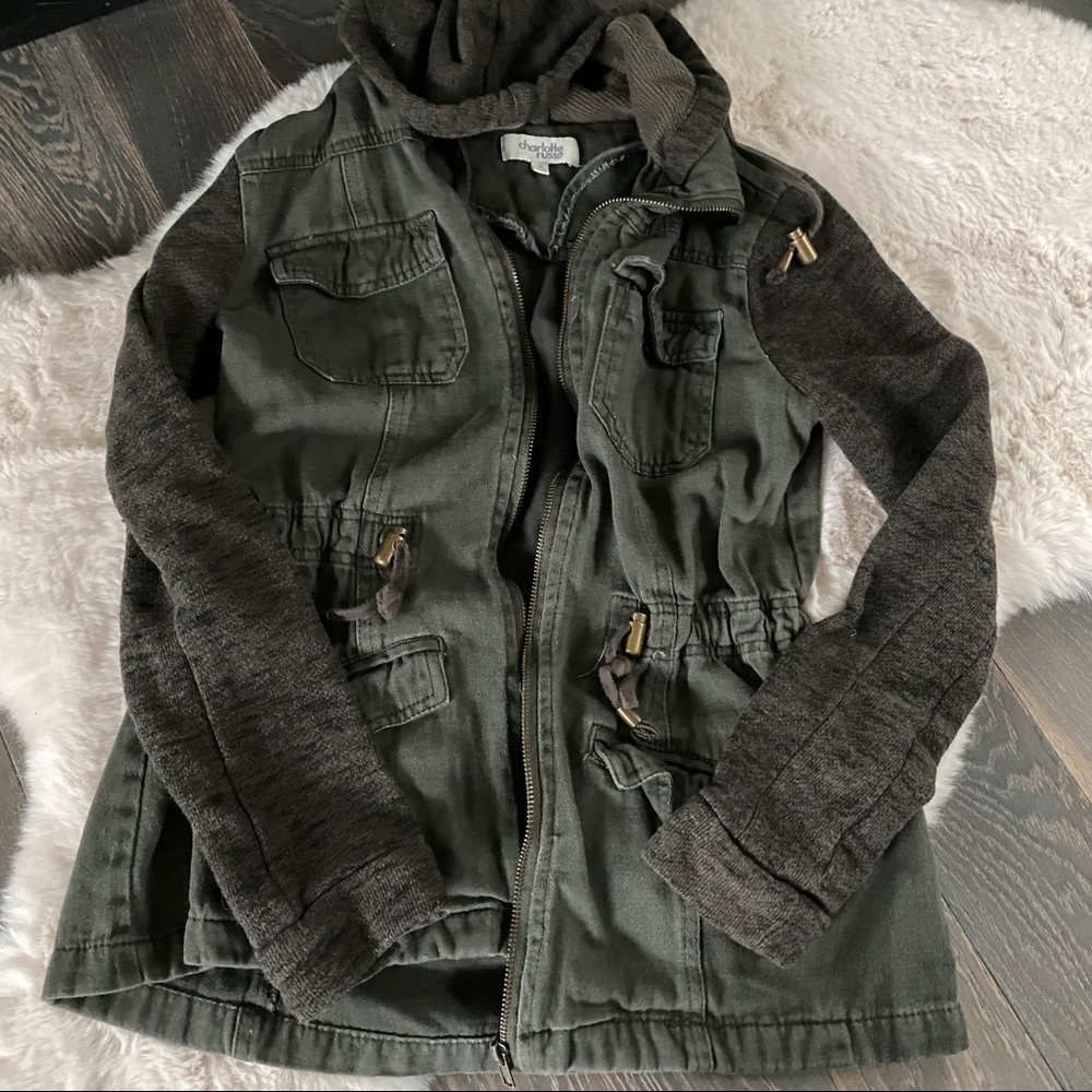 Green outerwear jacket